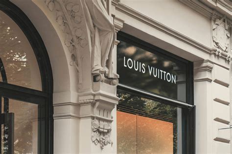 working in louis vuitton|louis vuitton internship.